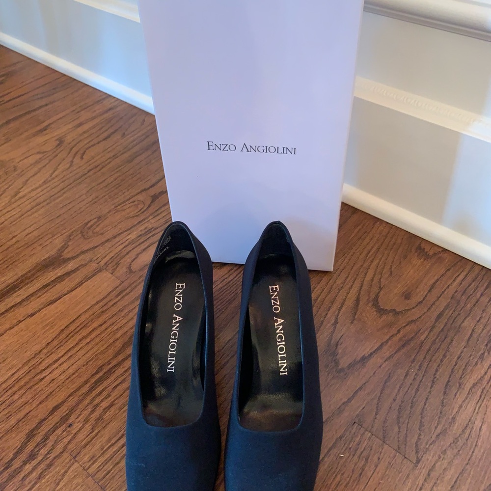Brand new Enzo pumps